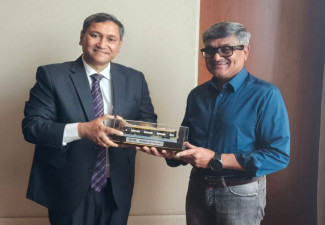 BEML CMD Meets MoHUA Secretary to advance India's Rail Infrastructure