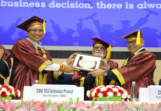 CMD, IREDA Honoured with ‘CMA ICON 2025’ Award; Director (Finance) Also Felicitated