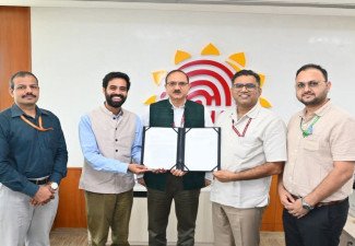 Starlink ще използва Aadhaar Authentication за проверка на клиентите, в сътрудничество с UIDAI