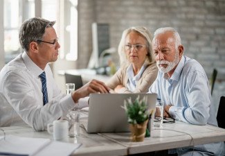 Waarom is een zorgverzekering zo belangrijk voor senioren?
