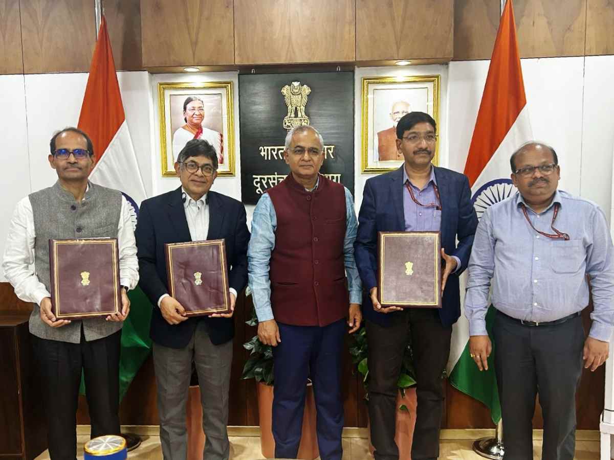 Tripartite MoU of USOF, Prasar Bharati and ONDC signed for Digital Empowerment