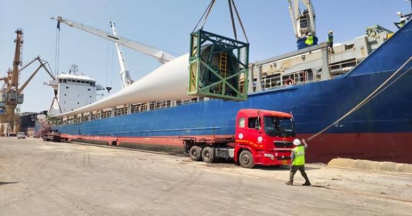 VOC Port handles longest Windmill blades