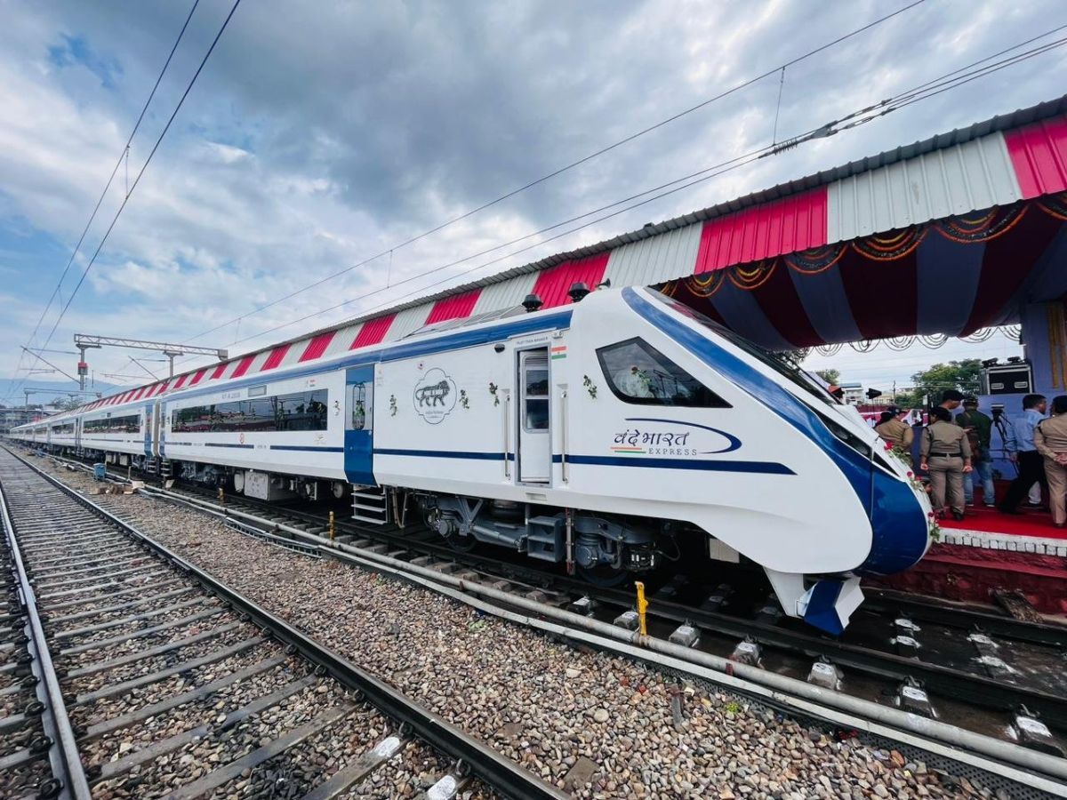 Vande Bharat Express: How many trains are running and on which routes?