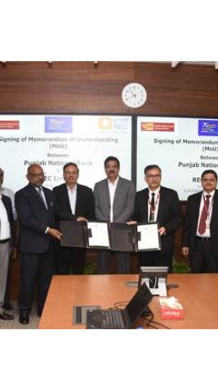 Rs. 55,000 cr MoU signed for funding projects in Power Sector 

