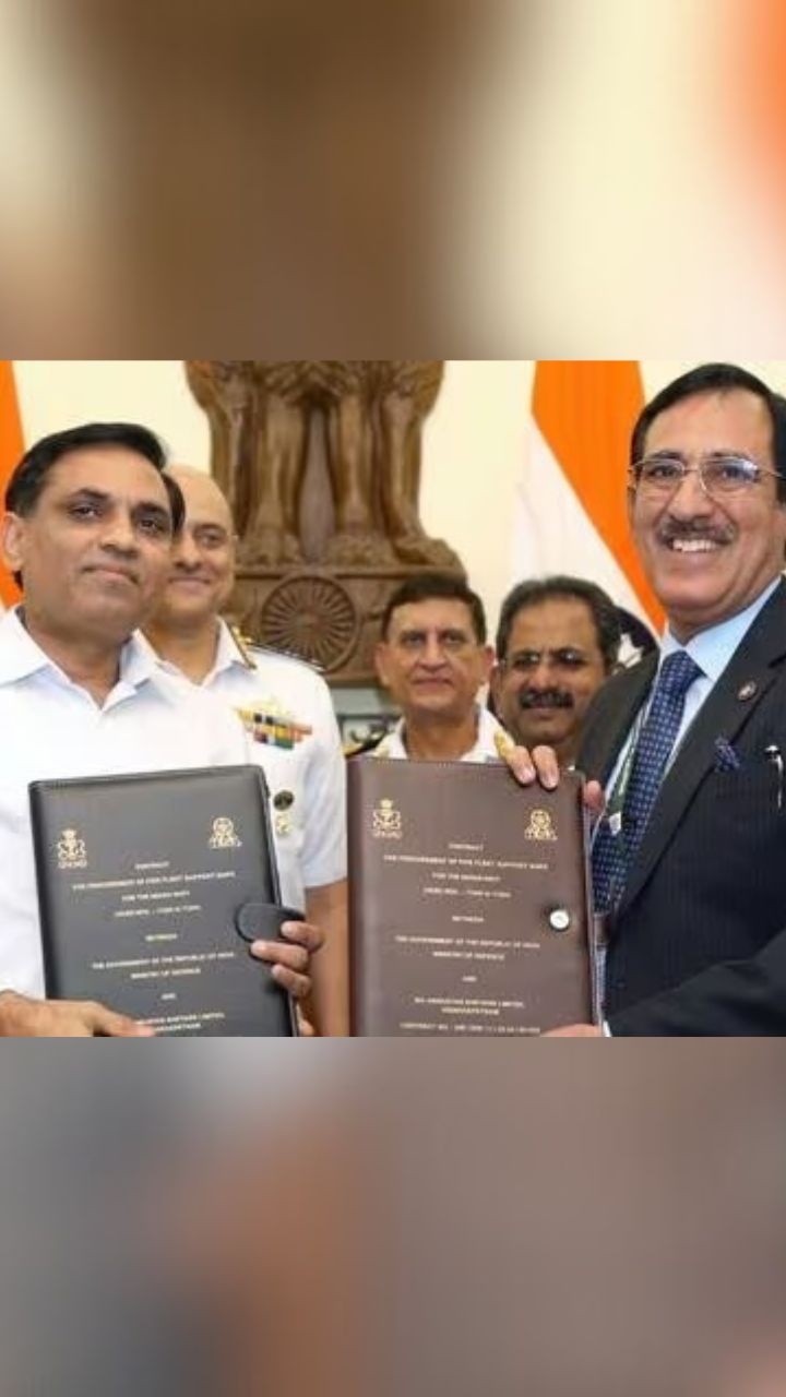 Defence Ministry signed contract with Hindustan Shipyard 
