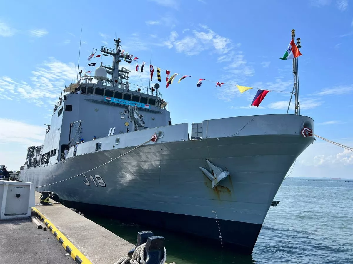 GRSE built INS Sandhayak entered Singapore for its National Day