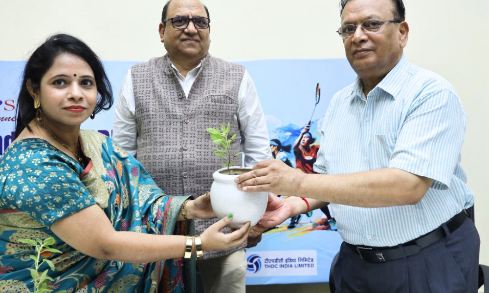 https://www.psuconnect.in/sdsdsd/Shri Om Prakash with  Smt. Aarti Yadav