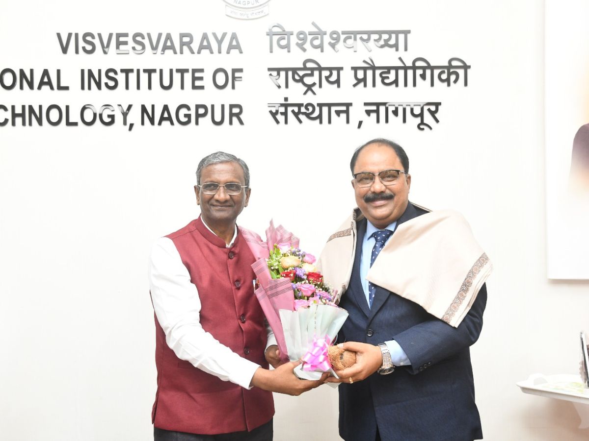 WCL Director (HR) Dr. Hemant Sharad Pandey felicitated by VNIT, Nagpur