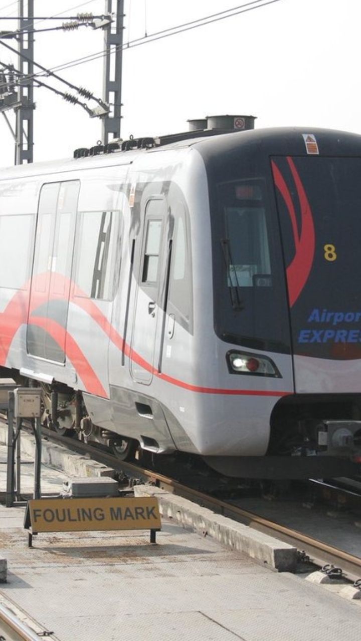 Laluan Ekspres Lapangan Terbang: Semua yang anda perlu tahu Laluan Ekspres Lapangan Terbang Metro Delhi kini berjalan pada 120 kmsj